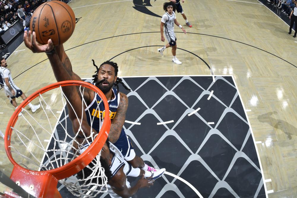 在密集赛程 在密集赛程